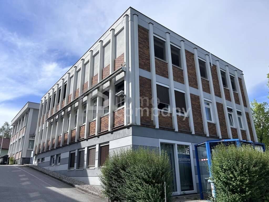 Flexible Bürofläche in Elixhausen - modern, gepflegt und ideal für Coworking - Jetzt mieten für 1.310,00 EUR! - Ansicht 2
