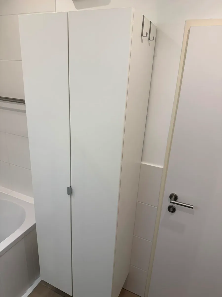 Ikea Hochschrank Badezimmer, € 150,- (2353 Guntramsdorf)