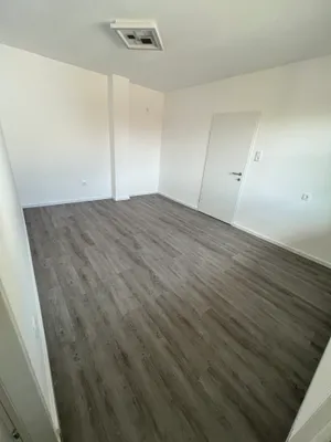 6-Zimmer-Gewerbeimmobilie kaufen in Hollabrunn – 196 m², € 329.000 – Bild 24 von 59
