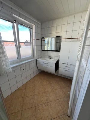 6-Zimmer-Gewerbeimmobilie kaufen in Hollabrunn – 196 m², € 329.000 – Bild 27 von 59