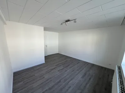 6-Zimmer-Gewerbeimmobilie kaufen in Hollabrunn – 196 m², € 329.000 – Bild 9 von 59