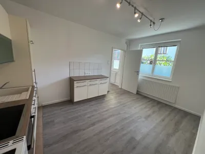 6-Zimmer-Gewerbeimmobilie kaufen in Hollabrunn – 196 m², € 329.000 – Bild 5 von 59