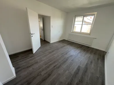 6-Zimmer-Gewerbeimmobilie kaufen in Hollabrunn – 196 m², € 329.000 – Bild 21 von 59