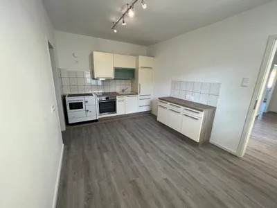 6-Zimmer-Gewerbeimmobilie kaufen in Hollabrunn – 196 m², € 329.000 – Bild 4 von 59