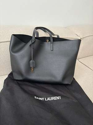 SHOPPING SAINT LAURENT E/ W AUS SCHWARZEM LEDER