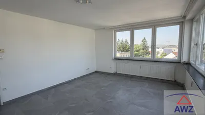 Haus kaufen in Wels-Land – 400 m² – Bild 1 von 3
