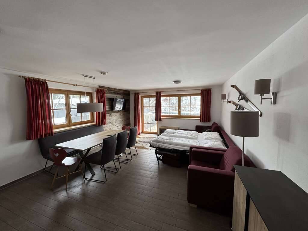 Renditestarkes 3-Zimmer-Appartement Ski IN Ski OUT in Saalbach-Hinterglemm TOURISTISCHE WIDMUNG - Aktuell 4.5% bis 5% Rendite - Ansicht 2