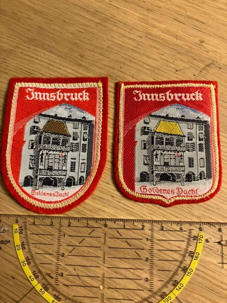 2 alte Innsbruck Tirol goldenes Dachl Aufnäher Oldtimer Deko Puch KTM HMW Moped Motorrad Jacke Tasche Rucksack