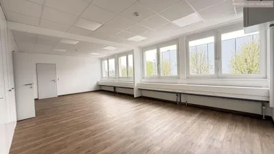 1-Zimmer-Gewerbeimmobilie mieten in Bruck an der Leitha – 43 m², € 503 – Bild 2 von 11