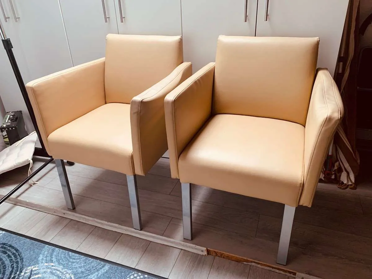 2 Stühle zu verschenken, € 0,- (5163 Mattsee)
