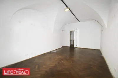 Gewerbeimmobilie mieten in Ried im Innkreis – 180 m², € 2.400 – Bild 9 von 13