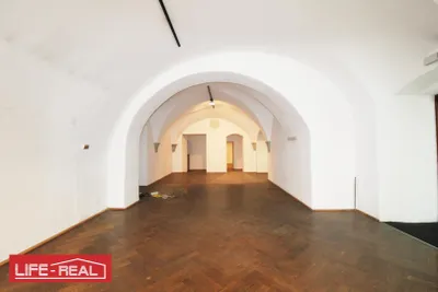 Gewerbeimmobilie mieten in Ried im Innkreis – 180 m², € 2.400 – Bild 6 von 13