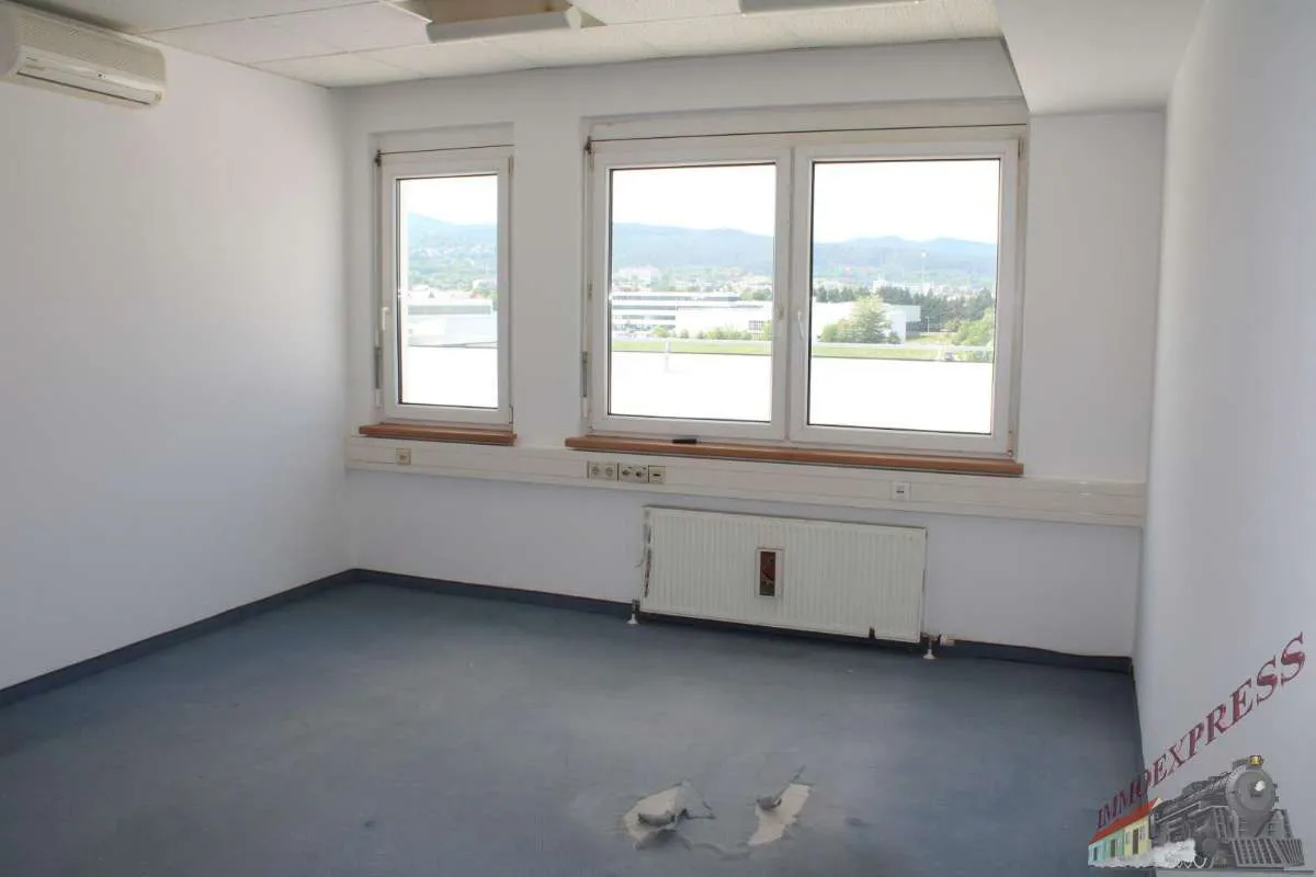 Modernes Büro mit 34 m² - EUR10,00/m² - sofort verfügbar! - View 2