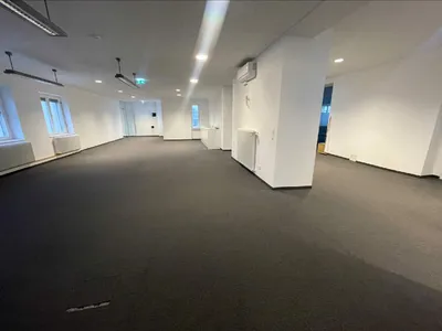 6-Zimmer-Gewerbeimmobilie mieten in Wien – 333 m², € 6.090