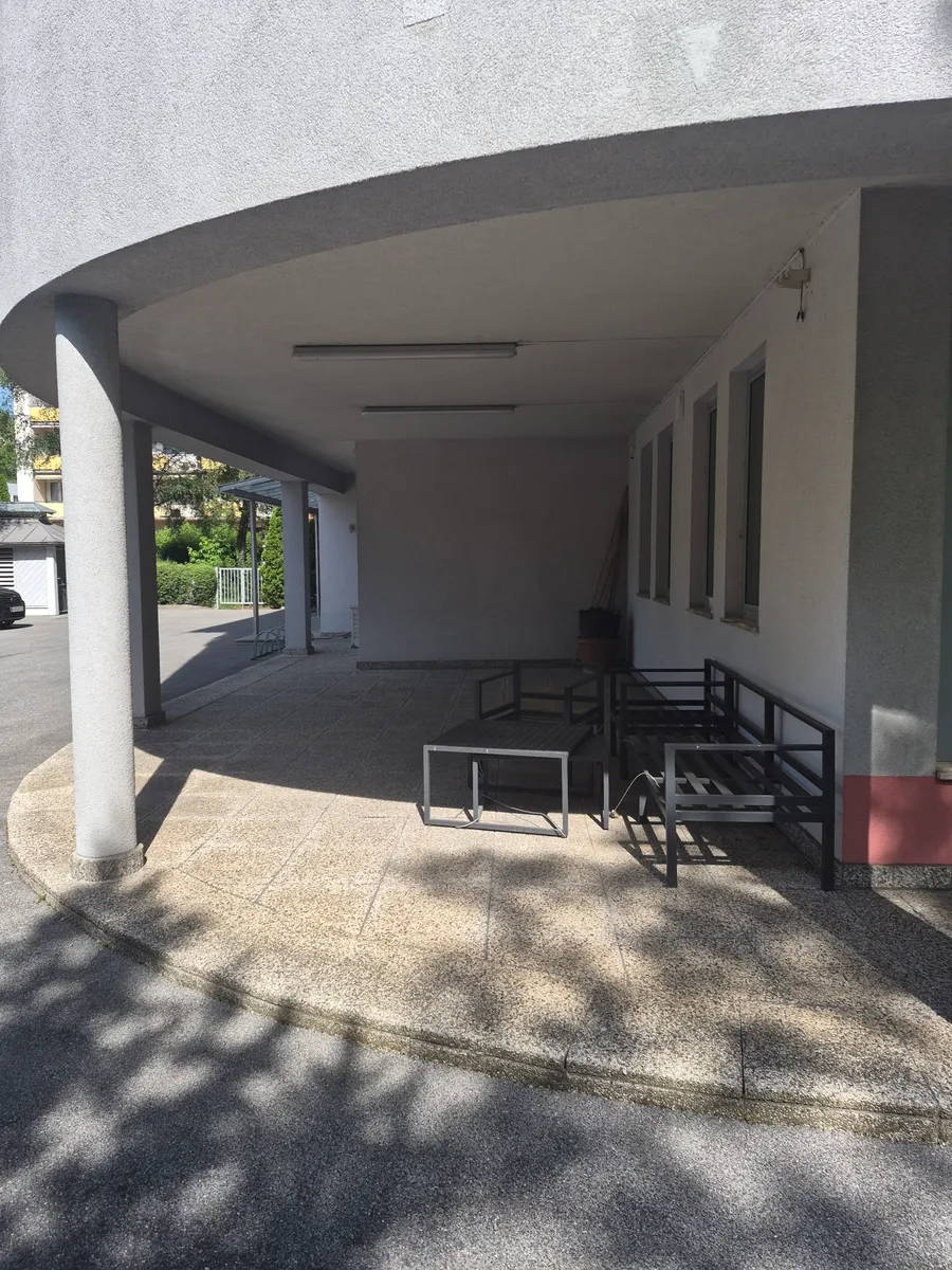 Räumlichkeiten für Café oder Büro zu vermieten - Ansicht 3