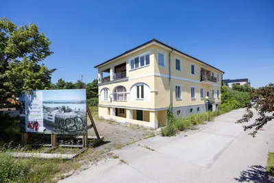 Grundstück kaufen in Tulln – 2 107 m²