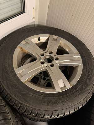 235/60 R 17 R Winterreifen. Mercedes shops ML Orginal Mercedes