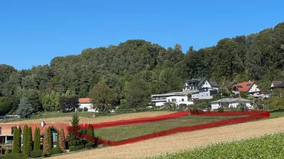 Grundstück kaufen in Südoststeiermark – 1 002 m², € 70.140 – Bild 2 von 2