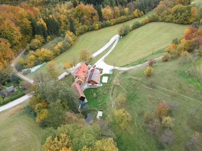 8-Zimmer-Haus kaufen in Lilienfeld – 210 m², € 495.000 – Bild 2 von 51