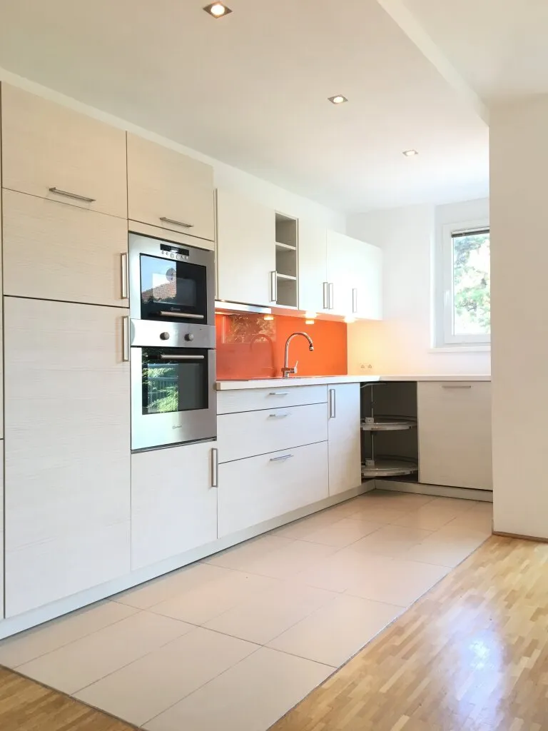 Elegante 3 Zimmer Wohnung mit Süd-Balkon! Nähe Schloss Hetzendorf! - Ansicht 2