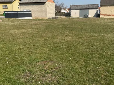 Grundstück kaufen in Neusiedl am See – 1 203 m², € 159.000 – Bild 2 von 3