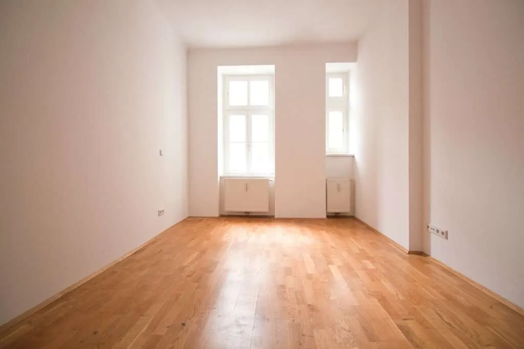 Ruhige 2-Zimmer-Altbau-Wohnung | Top Lage direkt neben U-Bahn - Ansicht 3