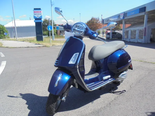 Vespa GTS