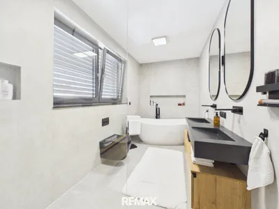 7-Zimmer-Gewerbeimmobilie kaufen in Bruck an der Leitha – 229,3 m², € 899.000 – Bild 16 von 34