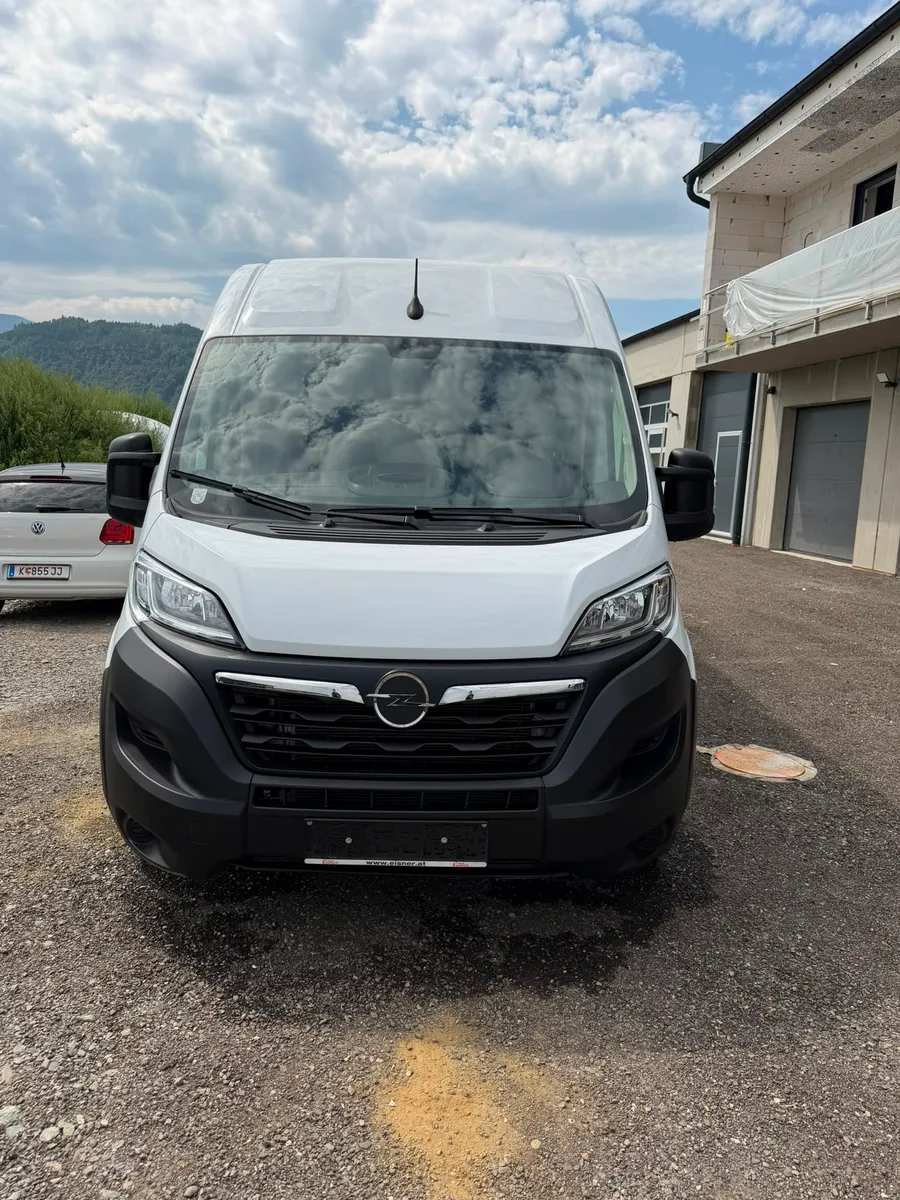Opel Movano