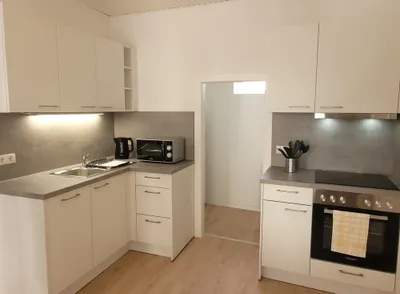 6-Zimmer-Gewerbeimmobilie kaufen in Eisenstadt - Umgebung – 300 m², € 295.000 – Bild 18 von 22