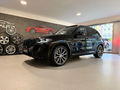 BMW X3 xDrive 20d *HEAD-UP*PANO*SHZ*LHZ*HARMAN-KARDON