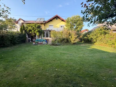 5-Zimmer-Haus kaufen in Vöcklabruck – 161 m², € 649.000 – Bild 4 von 13