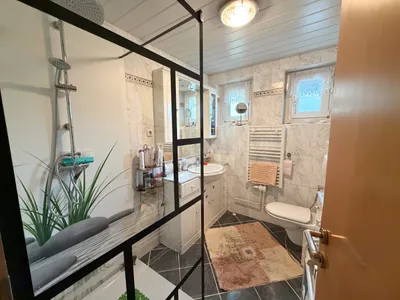 5-Zimmer-Haus kaufen in Vöcklabruck – 161 m², € 649.000 – Bild 11 von 13