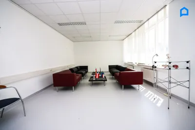 10-Zimmer-Gewerbeimmobilie mieten in Wien – 300 m², € 3.750 – Bild 3 von 30