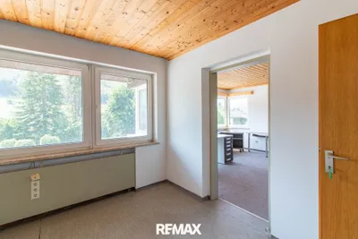 Gewerbeimmobilie kaufen in Kirchdorf an der Krems – 1 190 m², € 370.000 – Bild 11 von 17