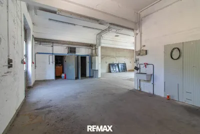 Gewerbeimmobilie kaufen in Kirchdorf an der Krems – 1 190 m², € 370.000 – Bild 6 von 17