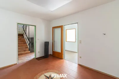 Gewerbeimmobilie kaufen in Kirchdorf an der Krems – 1 190 m², € 370.000 – Bild 8 von 17