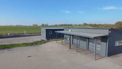 Gewerbeimmobilie mieten in Linz Land – 300 m², € 4.200 – Bild 4 von 22
