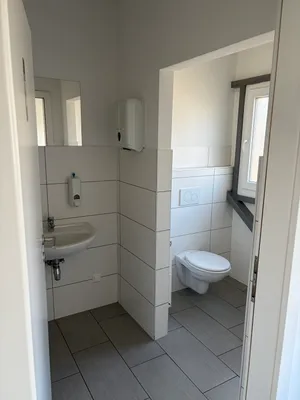 Gewerbeimmobilie mieten in Linz Land – 300 m², € 4.200 – Bild 22 von 22