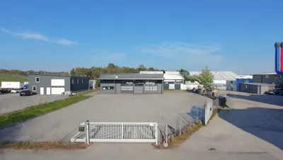 Gewerbeimmobilie mieten in Linz Land – 300 m², € 4.200 – Bild 1 von 22