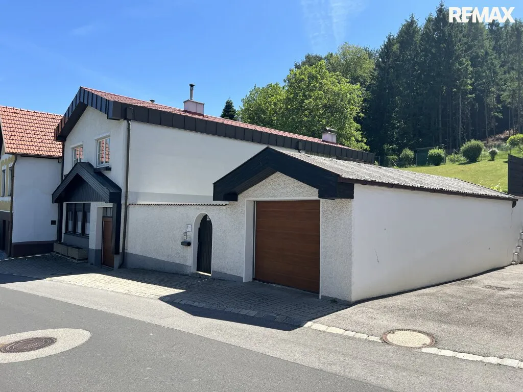 Burgblick! Charmantes Einfamilienhaus mit Garten, Terrasse und Wellnessbereich in Forchtenstein! - Ansicht 3