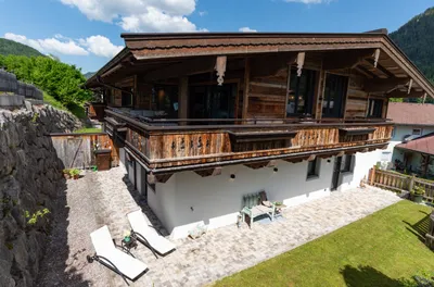 4-Zimmer-Haus kaufen in Kitzbühel – 169 m², € 1.790.000 – Bild 2 von 8