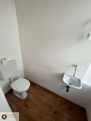 2-Zimmer-Gewerbeimmobilie mieten in Graz – 56 m², € 636 – Bild 10 von 11