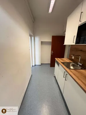 2-Zimmer-Gewerbeimmobilie mieten in Graz – 56 m², € 636 – Bild 2 von 11
