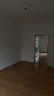 2-Zimmer-Wohnung mieten in Linz – 46 m², € 572 – Bild 9 von 11