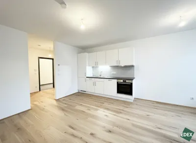 Attraktive 2-Zimmer-Wohnung mit Balkon | 1 Gehminute zur U3 – Bild 3