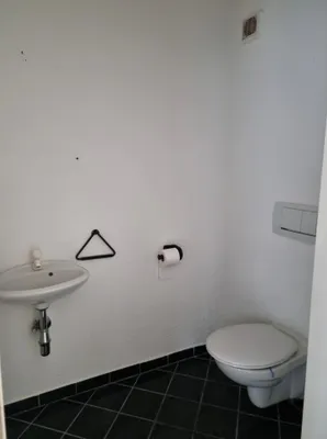 6-Zimmer-Haus kaufen in Perg – 340 m², € 320.000 – Bild 10 von 17