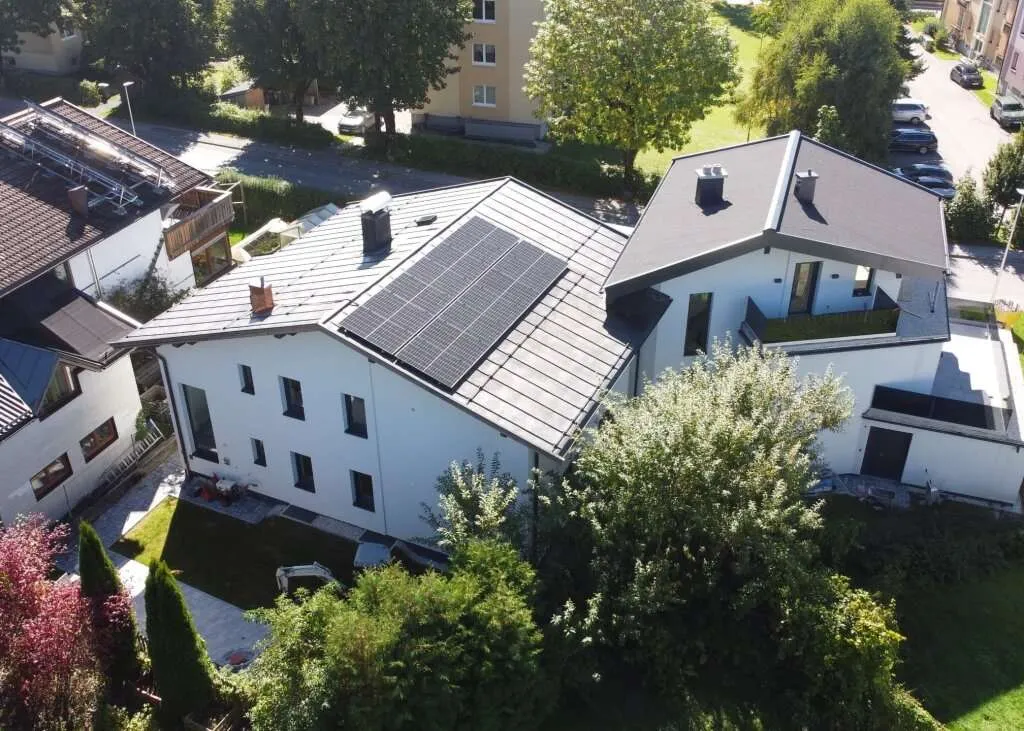 Moderne dreistöckige Wohnung mit Gartenanteil im Dreiparteienhaus in zentrumsnaher Lage! - Ansicht 3