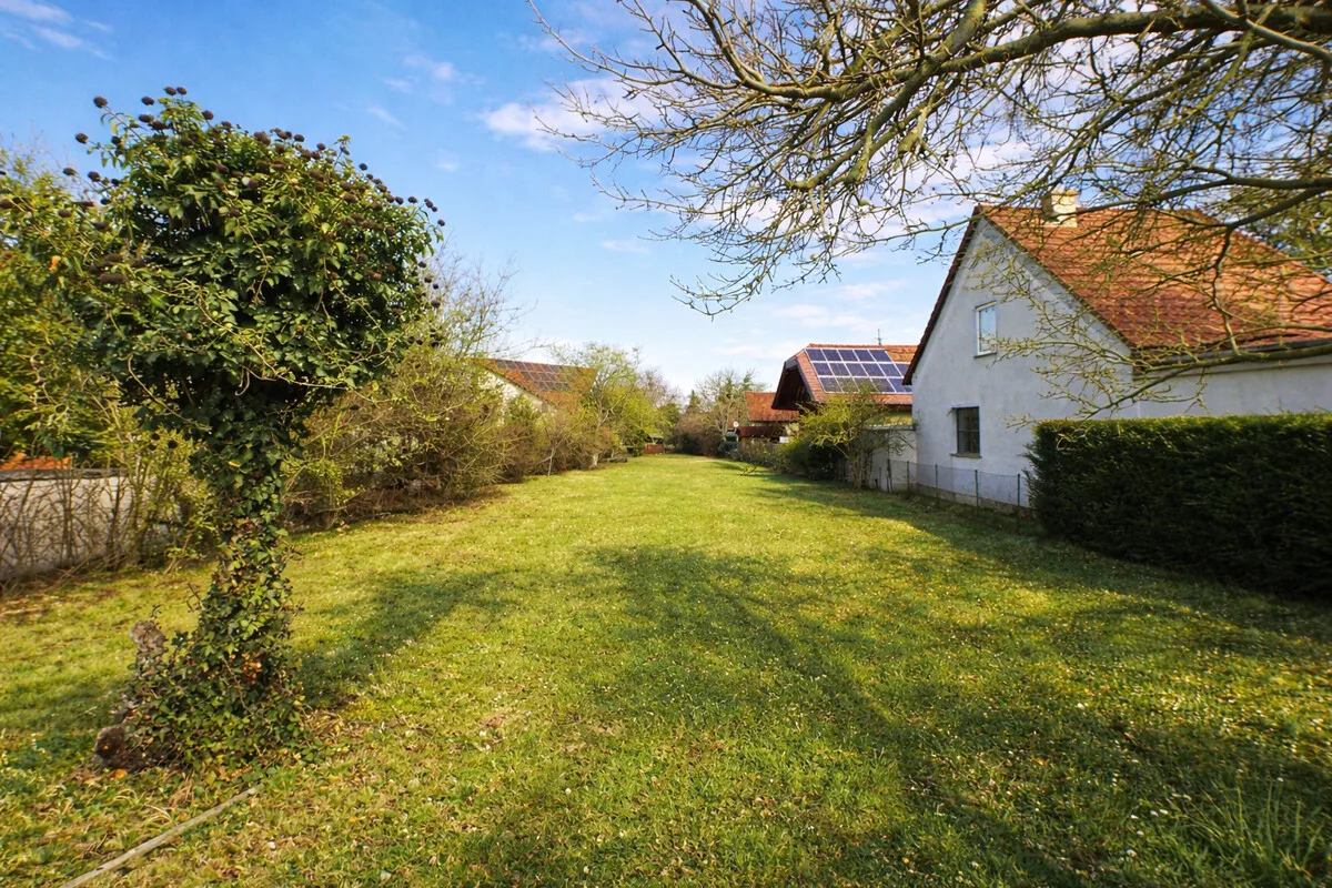 Großzügiges Baugrundstück in gefragter Wohnlage am Brunner Berg - 912 m² - Ansicht 2