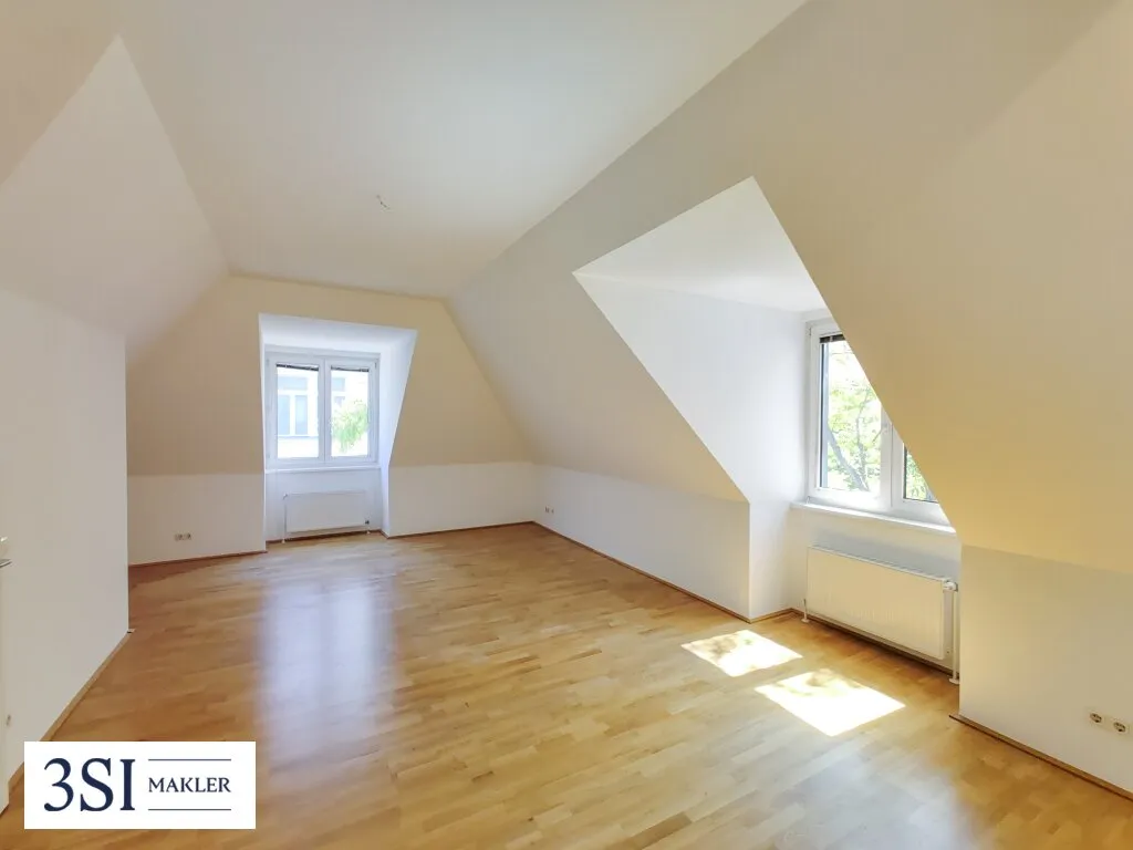 Sonnige Dachgeschosswohnung in beliebter City Lage nahe U1-Taubstummengasse und Naschmarkt - Widok 3